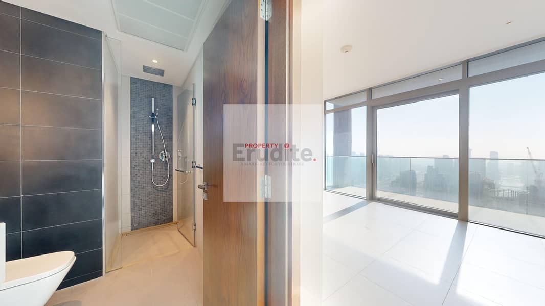 10 MG1-penthouse-Full-Marina-View-02-11212024_144918. jpg