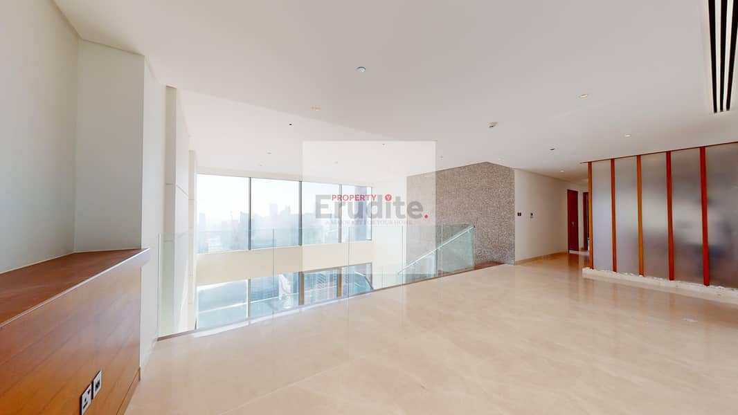 17 MG1-penthouse-Full-Marina-View-02-11212024_145451. jpg