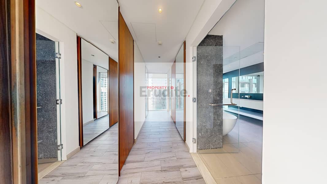 21 MG1-penthouse-Full-Marina-View-02-11212024_150044. jpg