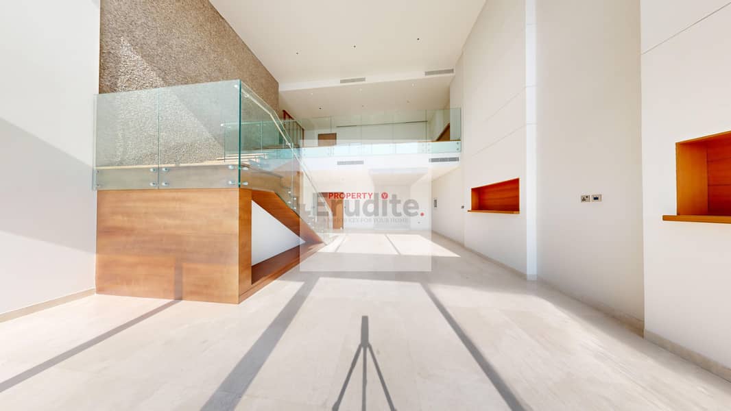 27 MG1-penthouse-Full-Marina-View-02-11212024_152733. jpg