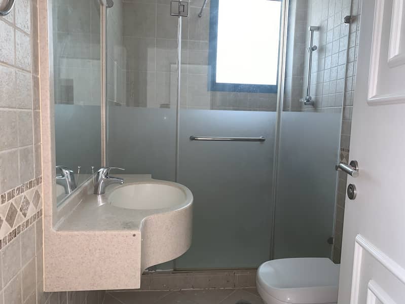 14 shower. jpeg