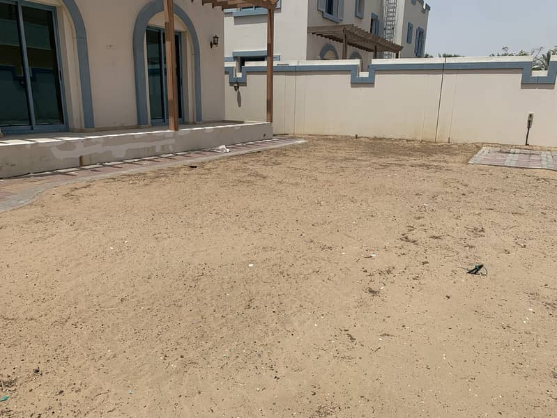 20 backyard sandpit. jpeg