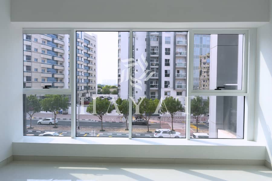 Multiple Options | Mid Floor | Easy Access