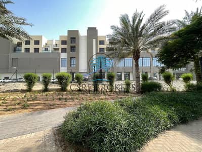 تاون هاوس 3 غرف نوم للبيع في المدينة العالمية، دبي - تاون هاوس في قرية ورسان A،قرية ورسان،المدينة العالمية 3 غرف 2100000 درهم - 11800731