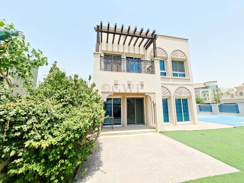 Crafty Corner |Massive |Close to Park |Easy Access Crafty Corner |Massive |Close to Park |Easy Access