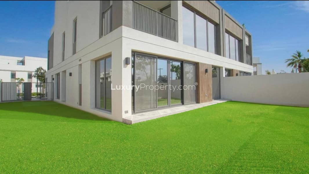Brand New | Single Row | Prime Location