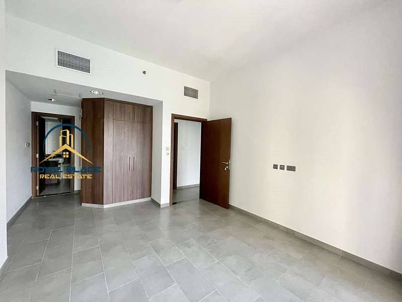 10 e7962012-78bd-458a-ad64-83487ba60150. jpeg