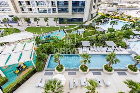 Studio for Sale in Business Bay, Dubai - Sleek and Elegant Interior | Investor Deal