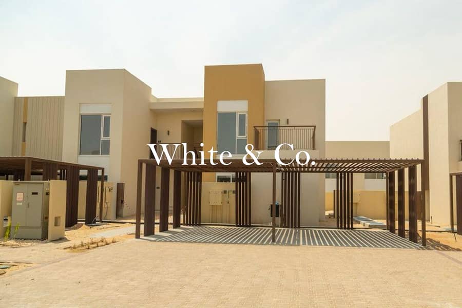 Single Row | Vacant Now | Spacious Living