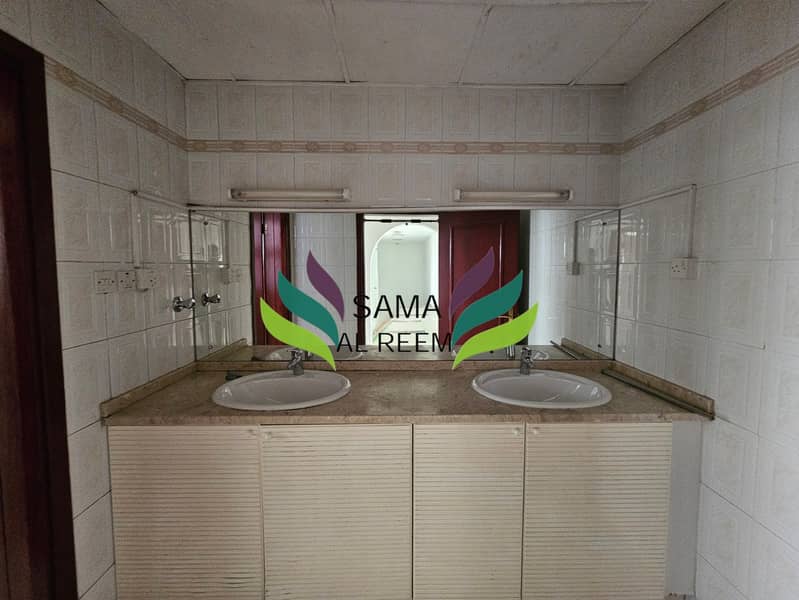 24 20250711_163956. jpg