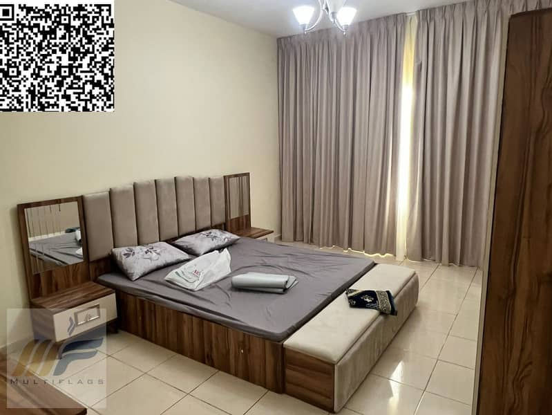 6 cb30f27d-a864-4fe1-8aab-1a8b3e651e59. jpg