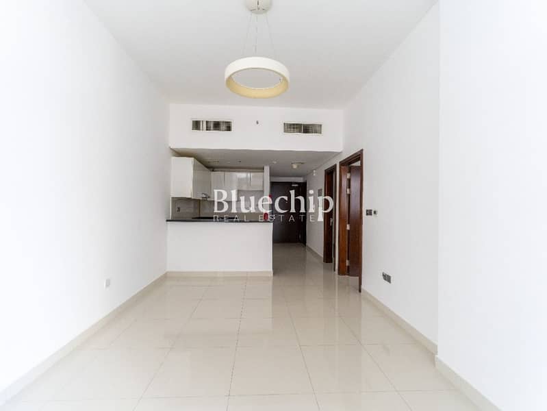 Next to bus stop | Spacious | Covered Parking Next to bus stop | Spacious | Covered Parking