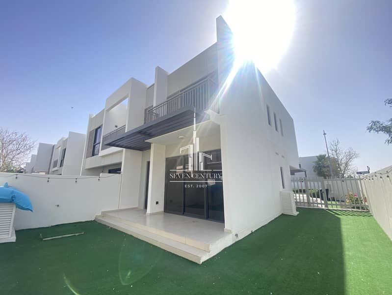 位于达马克山庄2号(达马克阿克雅),克雷特住宅区 3 卧室的别墅 2050000 AED - 12203819 位于达马克山庄2号(达马克阿克雅),克雷特住宅区 3 卧室的别墅 2050000 AED - 12203819