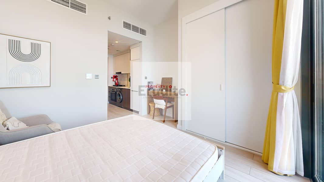 11 Boutique12-03-Bedroom. jpg