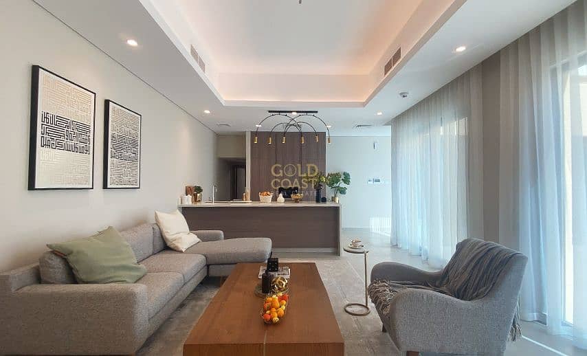 8 livingroom-2-1. jpg