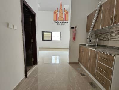 استوديو  للايجار في حوشي، الشارقة - 20250711_170028. jpg