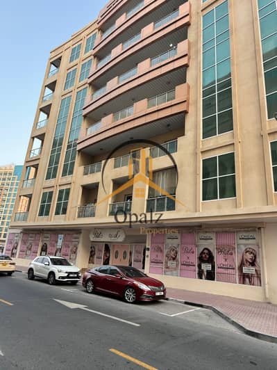 محل تجاري  للايجار في البرشاء، دبي - IMG-20250711-WA0109. jpg