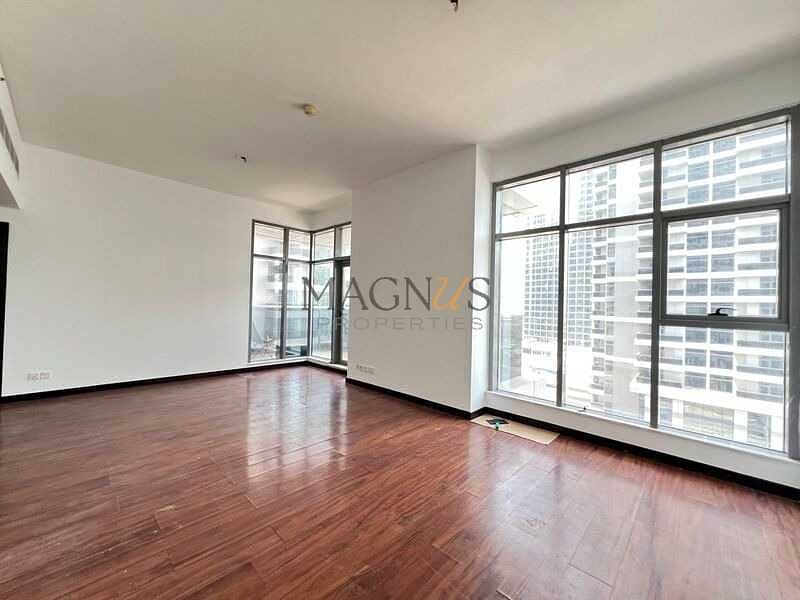 VASTU COMPLAIN | VACANT | LAKE AND MARINA SKYLINE VIEW VASTU COMPLAIN | VACANT | LAKE AND MARINA SKYLINE VIEW