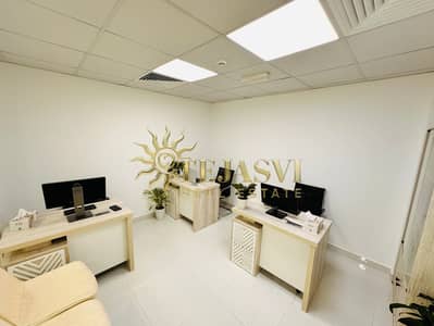 مکتب  للايجار في ديرة، دبي - 1dfa0560-4843-4837-96ce-b4bea5c4ffef. jpg
