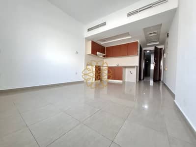 Studio for Rent in Al Khan, Sharjah - 20241216_152155. jpg