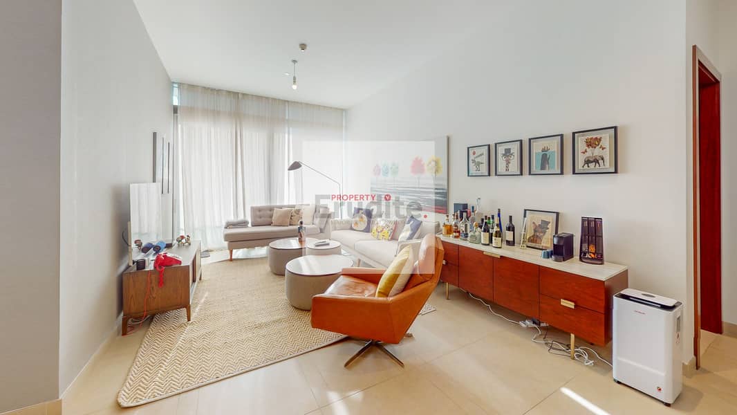 18 Mg1-Full-Marina-Sea-View-02-3bhk-Living-Room. jpg