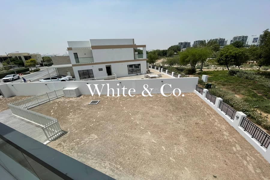 位于达马克山庄,公园1号别墅区 4 卧室的联排别墅 5300000 AED - 12207052 位于达马克山庄,公园1号别墅区 4 卧室的联排别墅 5300000 AED - 12207052