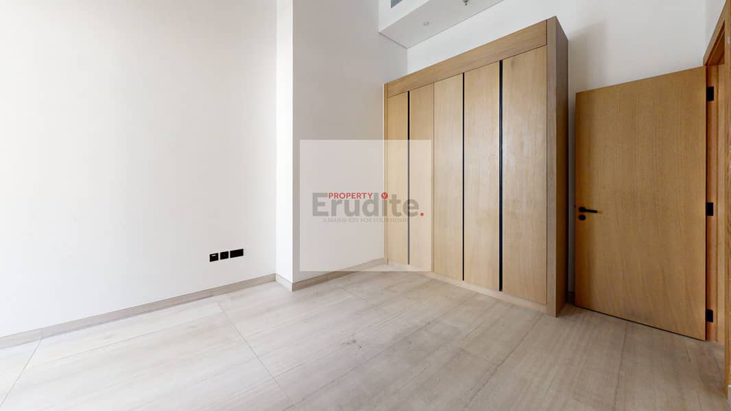 4 Central-1-07-Bedroom. jpg