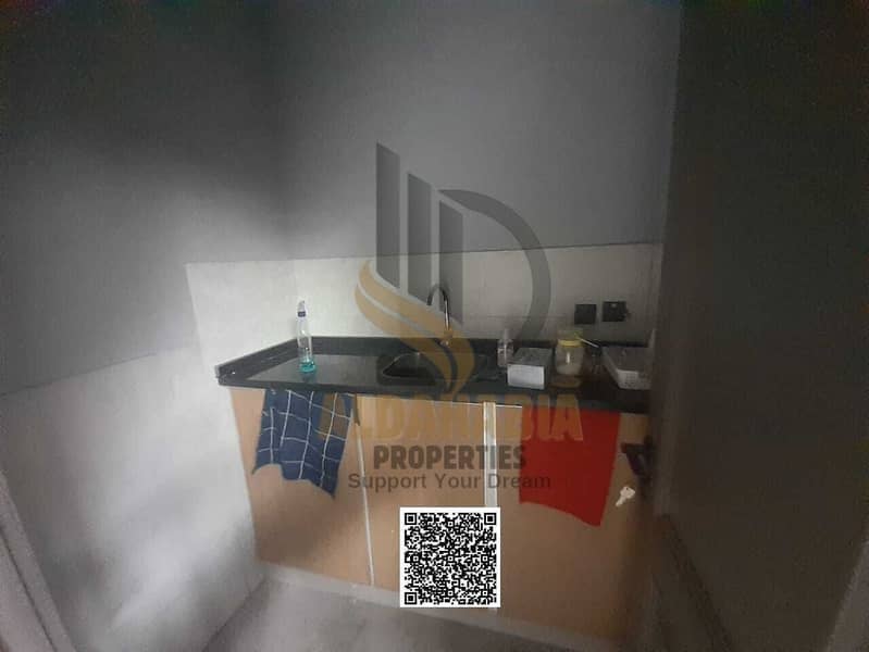 6 4e017728-a0ec-474c-b8ee-cdd66c95ba8b. jpg