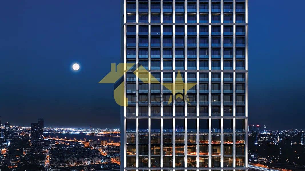 4 binghatti moon. jpg