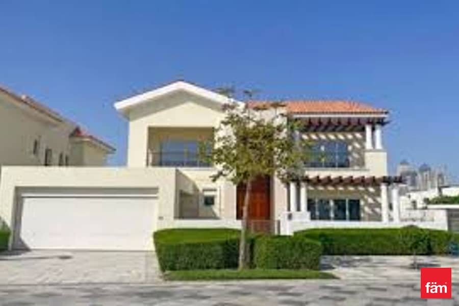 Spacious| Vacant End of July| Maids Room Inc Spacious| Vacant End of July| Maids Room Inc
