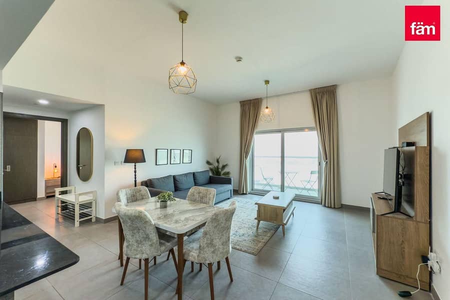 SPACIOUS LAYOUT| VACANT | FURNISHED | 4 CHEQUES SPACIOUS LAYOUT| VACANT | FURNISHED | 4 CHEQUES