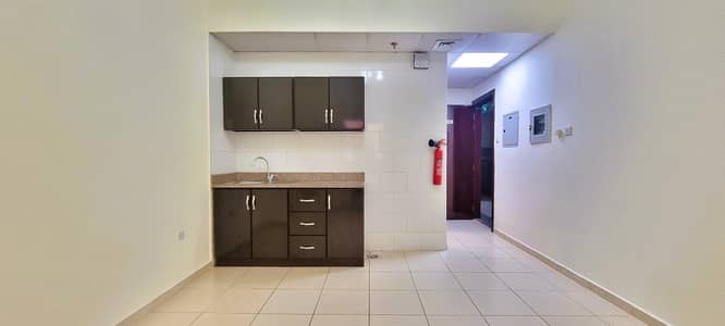 Studio for Rent in Deira, Dubai - 20230124_143229. jpg