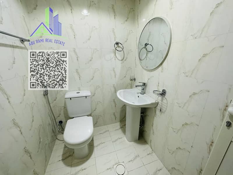 33 cd3da6e4-d7b6-4377-8474-327109a23205. jpg