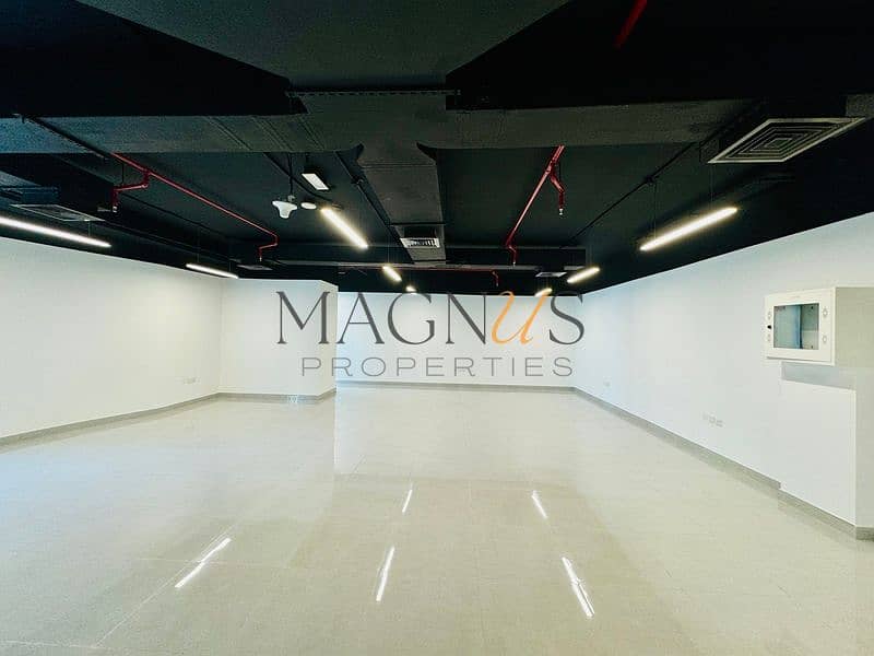 NEWLY FITTED | VACANT | OPEN LAYOUT | DMCC