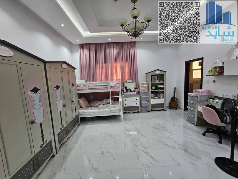 11 a67a2dac-c6ed-40ac-8153-ae281f281f36. jpg