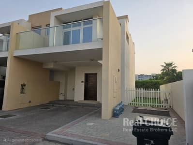 3 Bedroom Townhouse for Rent in DAMAC Hills 2 (Akoya by DAMAC), Dubai - c7d7a760-77ab-40b7-98d5-d9832372a4cc. jpg