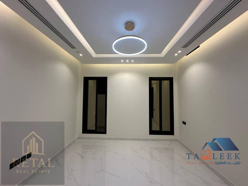 12 300cbe81-074e-4bd1-bc70-9bc1380d. jpg