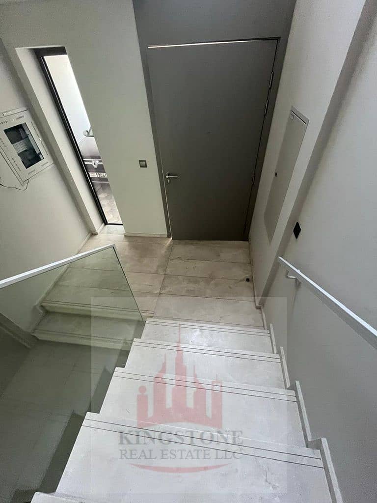 4 entrance. jpg