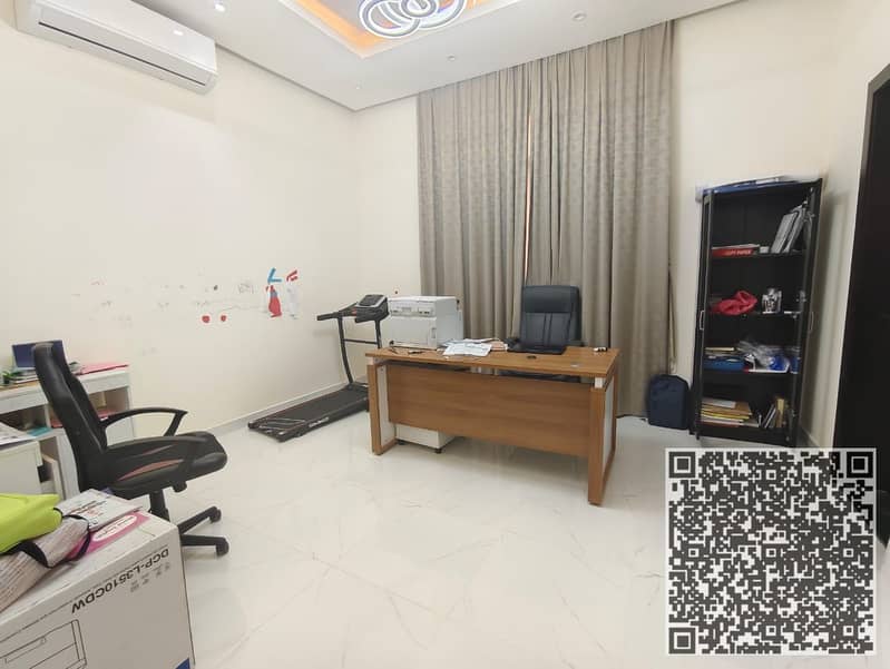 4 70d58dcc-87ea-4aa0-b49d-3ff883a1f97f. jpg