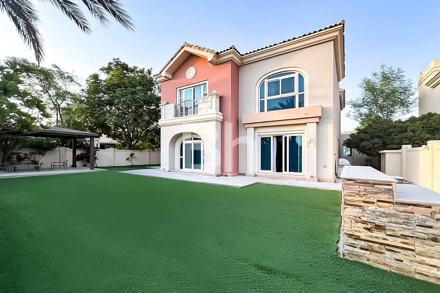 位于迪拜体育城,胜利山庄,诺贝丽亚住宅综合体 5 卧室的别墅 530000 AED - 12213682 位于迪拜体育城,胜利山庄,诺贝丽亚住宅综合体 5 卧室的别墅 530000 AED - 12213682