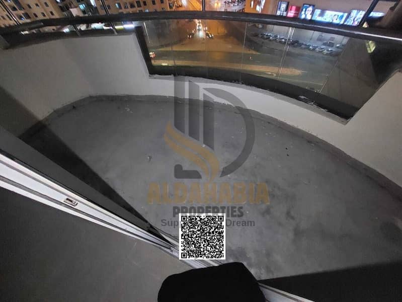 28 ec9e1680-2729-4dfb-9c59-266d0b6a0c8e. jpg
