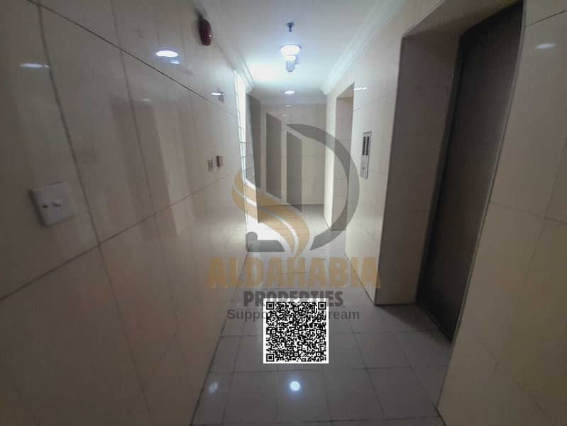 14 ef2ae12d-54a3-481b-909b-d42f6cab3aca. jpg
