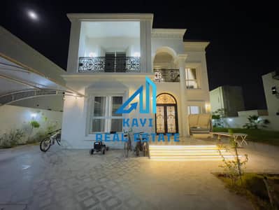 فیلا 4 غرف نوم للايجار في حوشي، الشارقة - 3. jpg