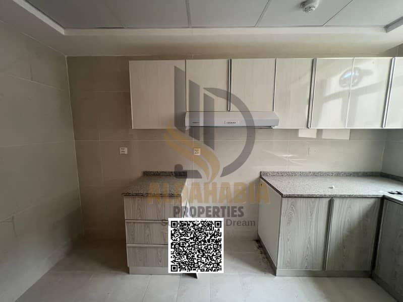 15 a52dcf05-ebe1-4956-bebd-1fe4fd3cf7ed. jpg