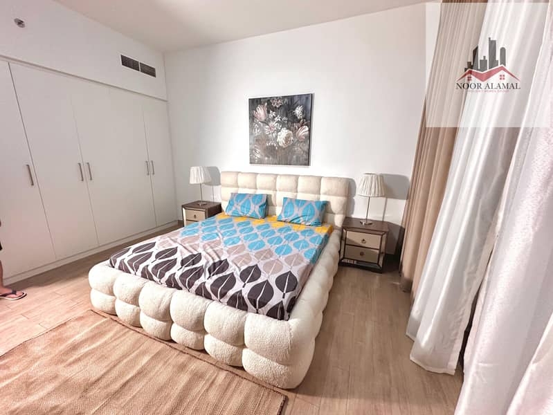 10 dc7195ef-3d26-4bfe-a908-315c89ad6a45. jpg