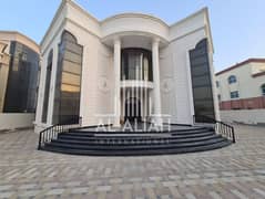 فیلا في مدينة خليفة 7 غرف 290000 درهم - 12215929