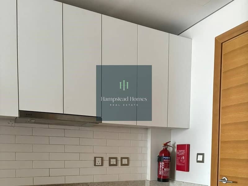 7 Kitchen2. jpeg