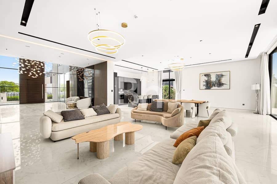 Luxury Villa | Basement Parking | Private Pool Luxury Villa | Basement Parking | Private Pool