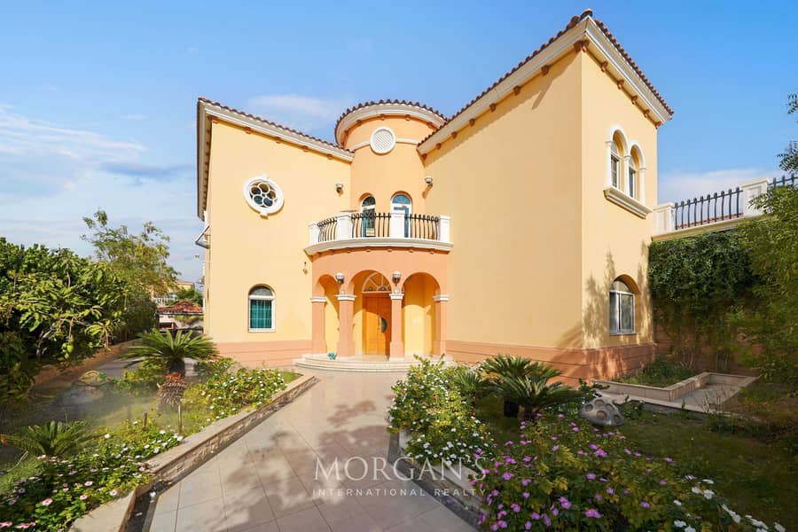 5 BR Villa | Private Pool | Spacious Layout