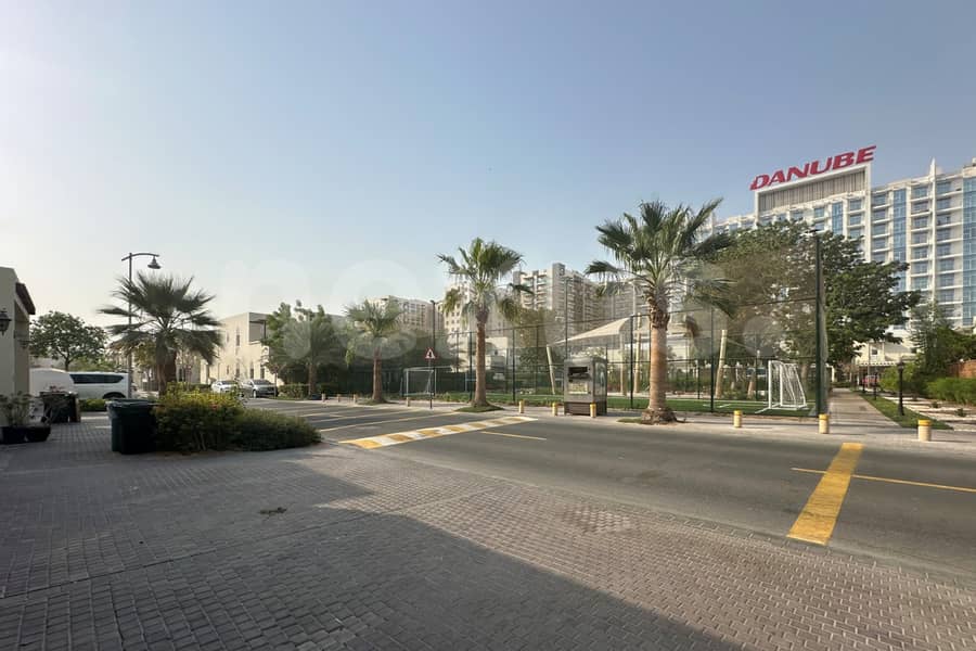 Corner unit | Single Row | Facing Al Furjan Club